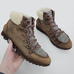 Sorel Harlow Lace Cozy Snow Boot Size 9